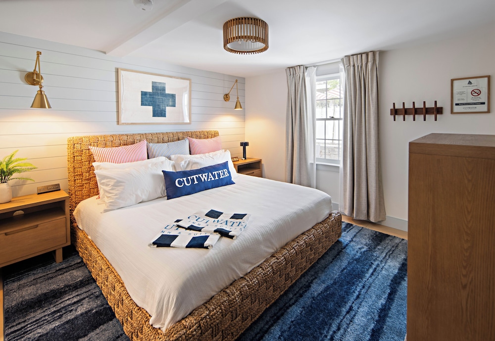 Premium Room, 1 King Bed with Sofa bed, Non Smoking, Kitchenette
