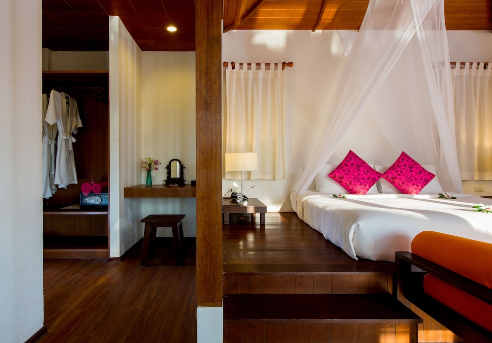 Deluxe Pool Villa - Photo 2