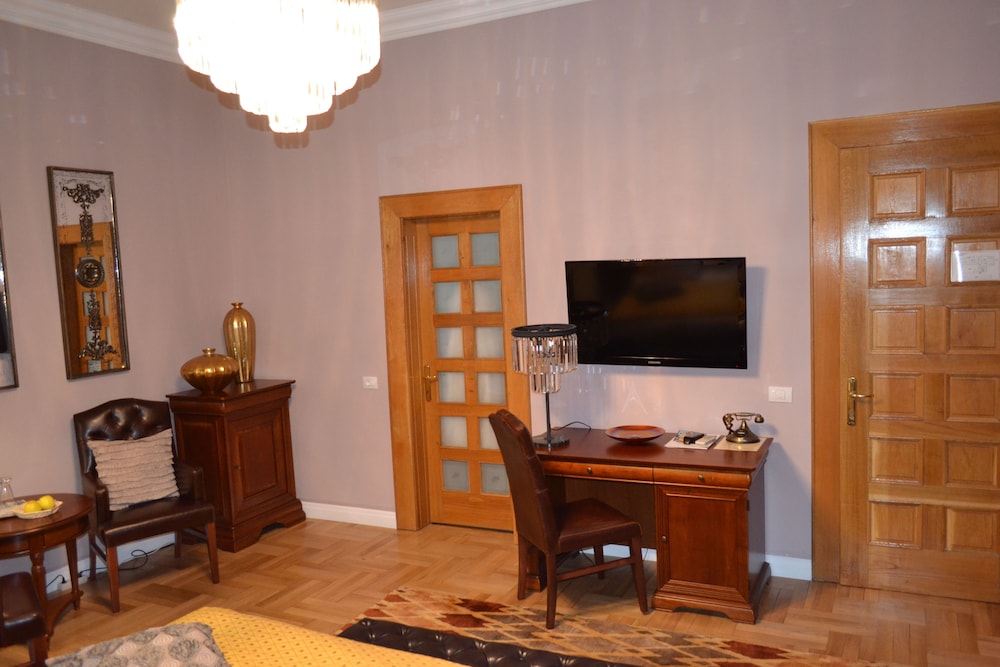 Standard Double Room - Photo 5