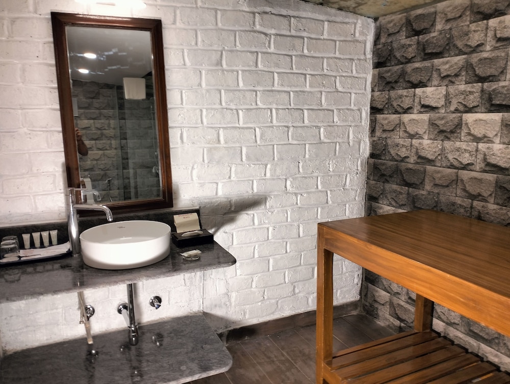 Neem Forest Cottage In Room SPA (Aroma/Swedish) for couple (45 min. with prior appointment) photo 3