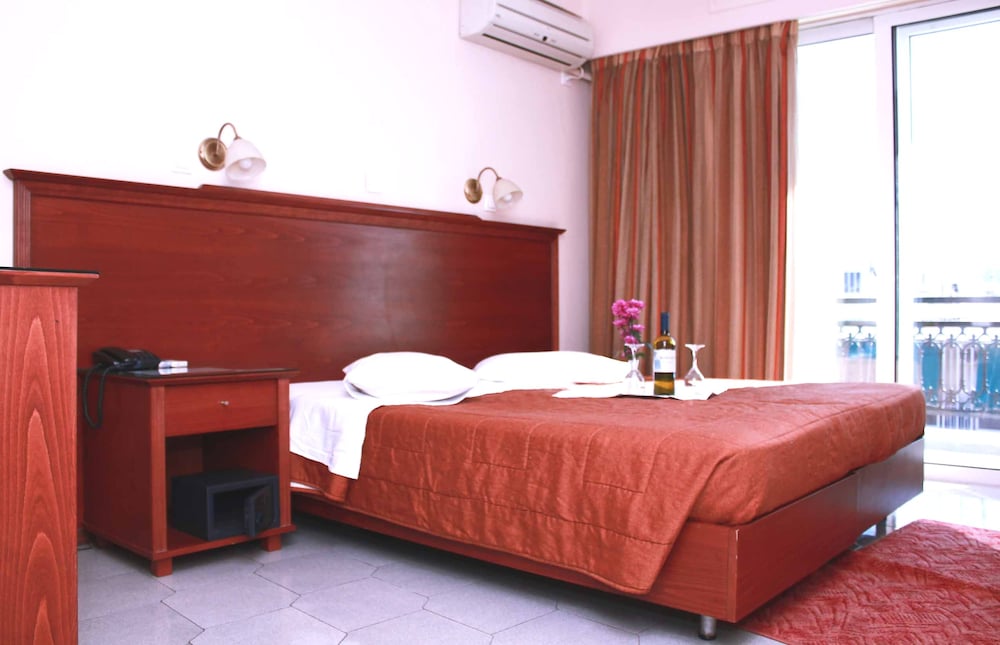 Double or Twin Room photo 2