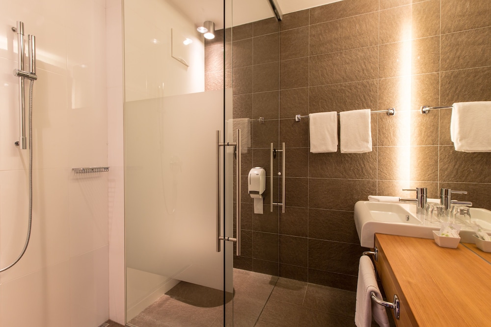 Design Double Room, Balcony (M) photo 3