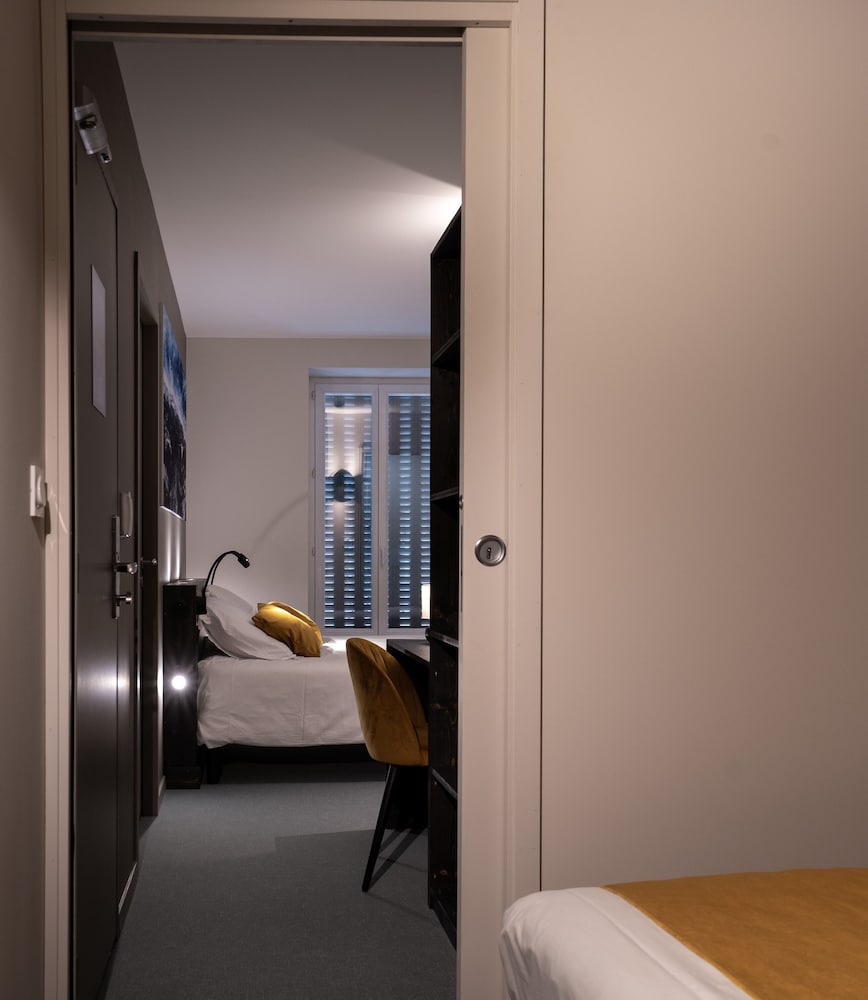 Standard Quadruple Room photo 3