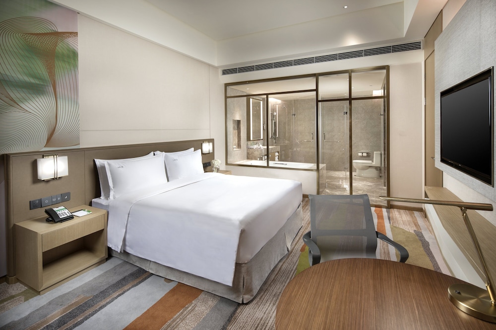 Suite, 1 Bedroom (High Floor) photo 1