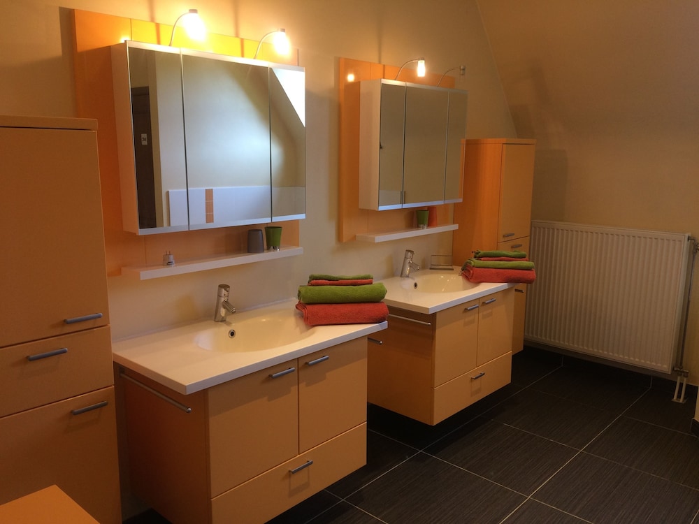 Standard Quadruple Room (Wallys) photo 3