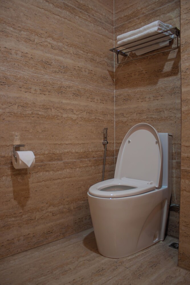 Deluxe Double Room, City View photo 3