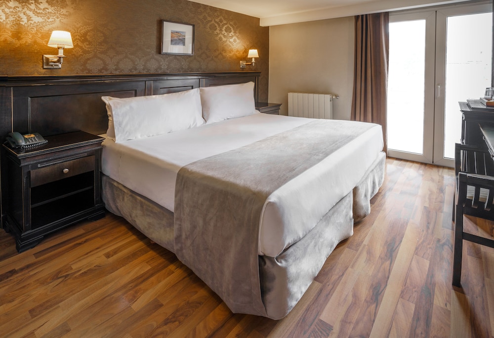 Luxury Room