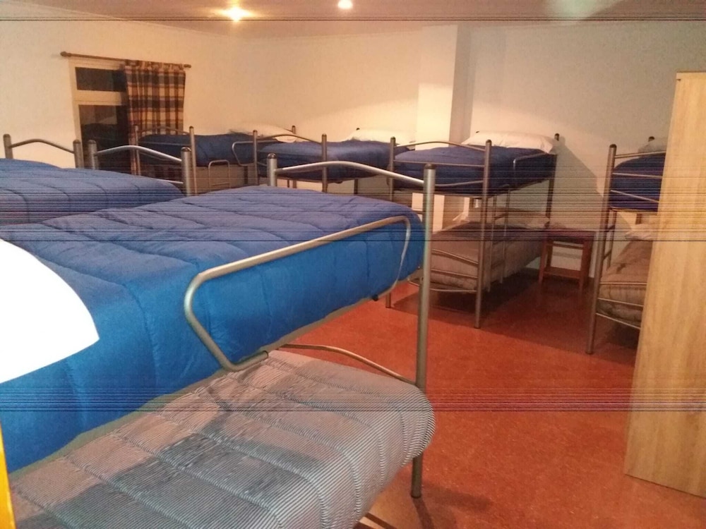 Shared Dormitory, Multiple Beds