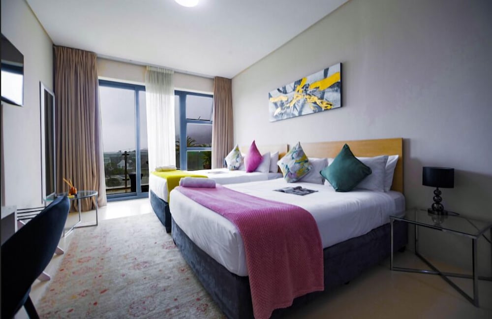 Top Floor Deluxe Room - Twin photo 1
