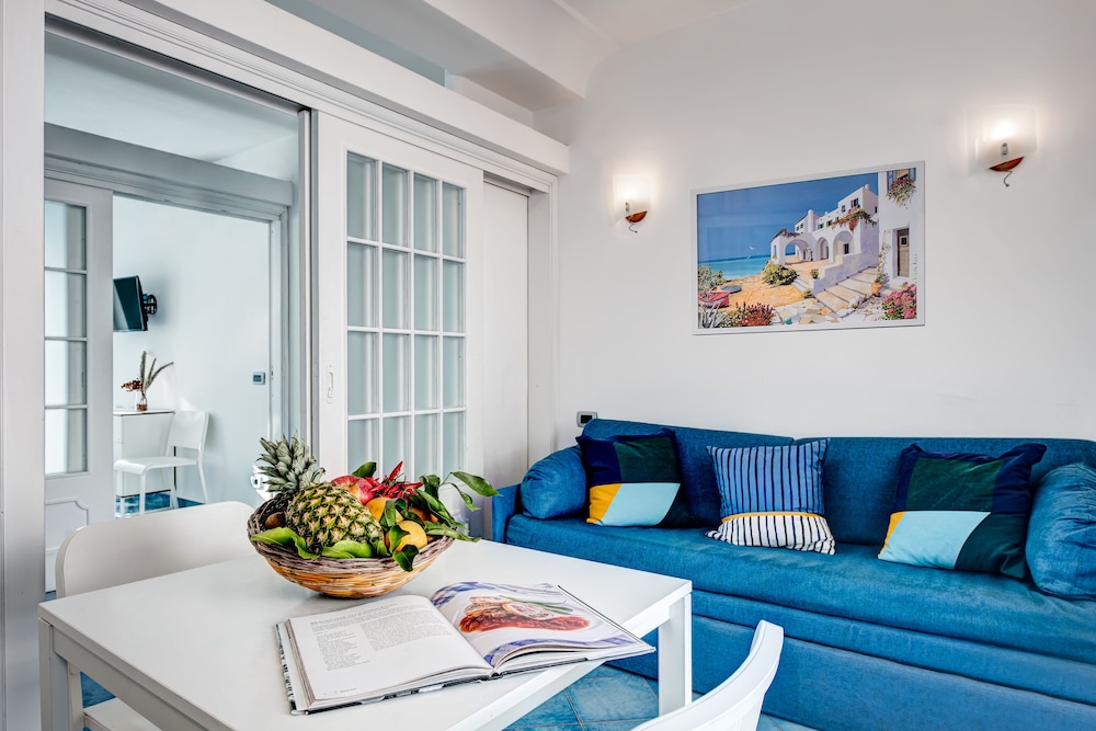 Superior Apartment, 1 Bedroom, Terrace, Sea View - Photo 4