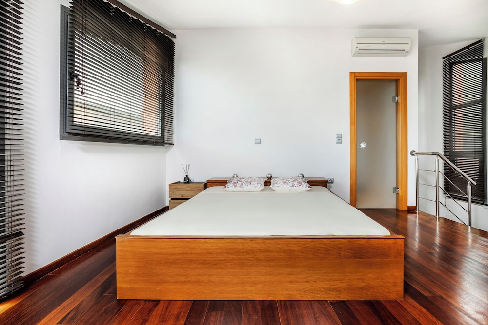 Villa, 3 Bedrooms, Beachfront