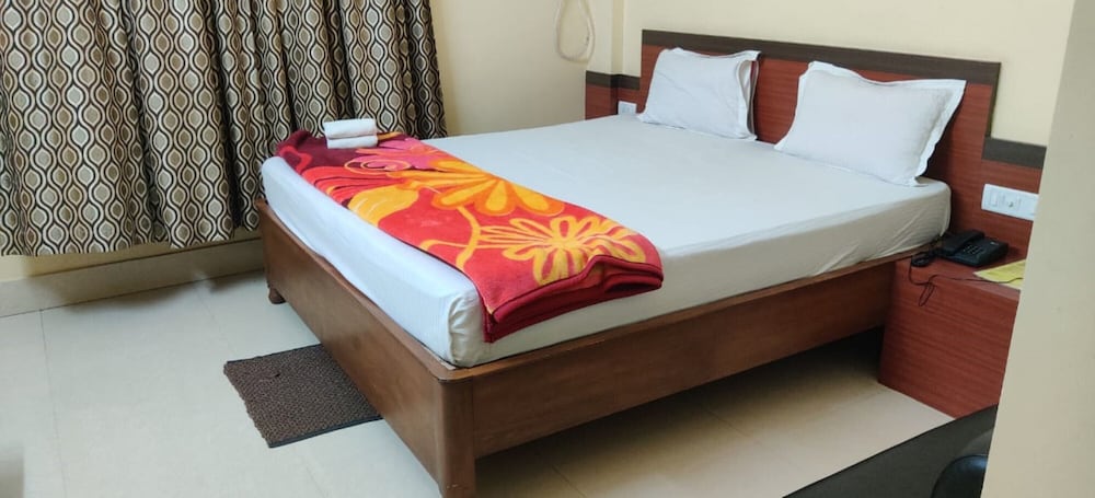 Deluxe Double Room, City View
