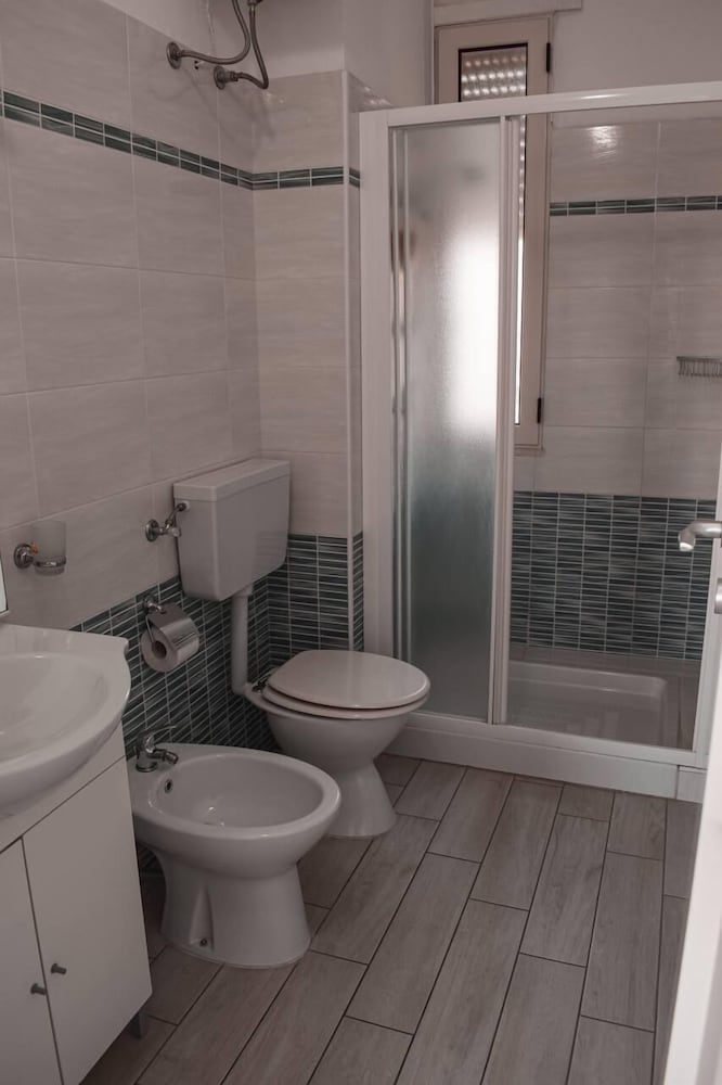 Deluxe Double Room, Partial Sea View photo 3