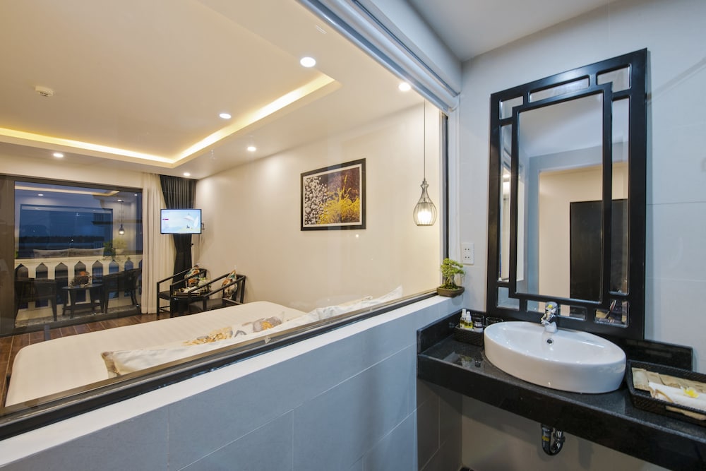 Junior Suite, Connecting Rooms, River View photo 2