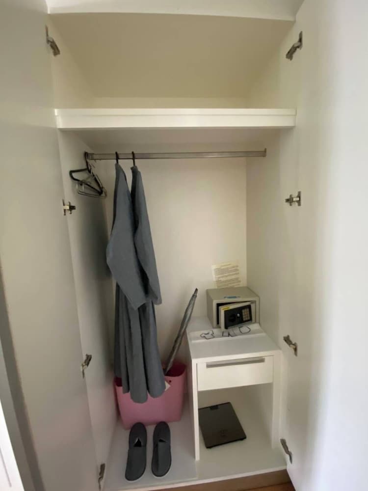 Superior Double or Twin Room, Non Smoking, Garden View - Photo 22