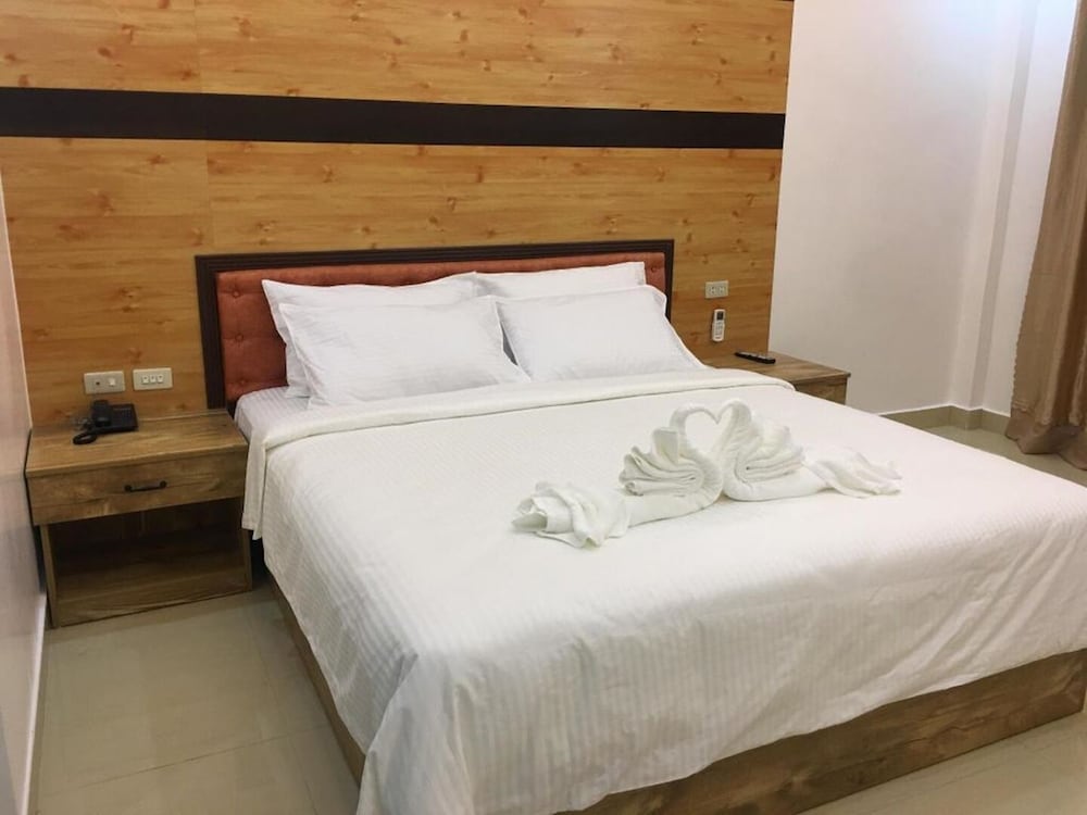 Single Deluxe Room - Photo 5
