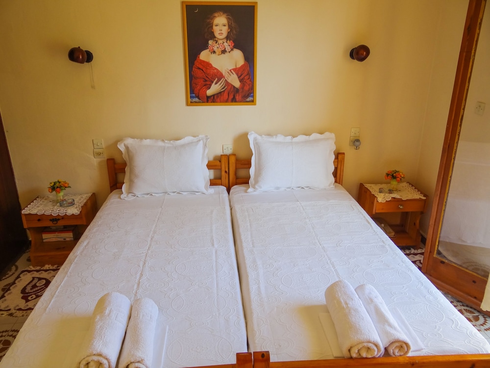 Studio, 2 Twin Beds, Sea View