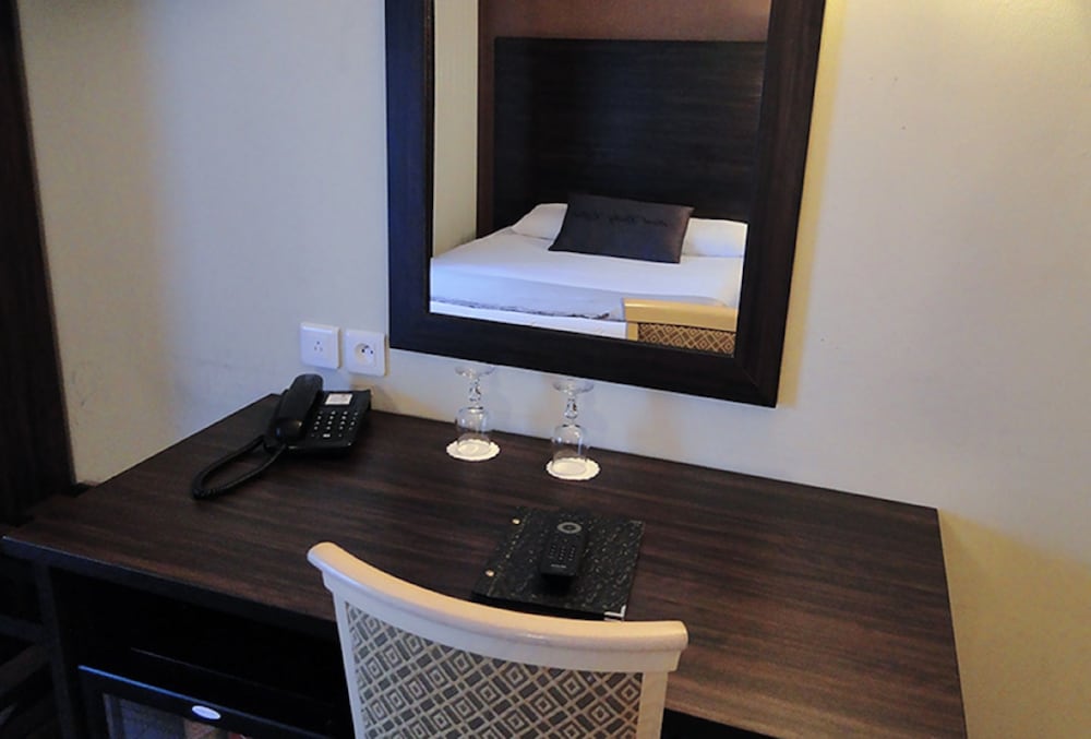Classic Single Room