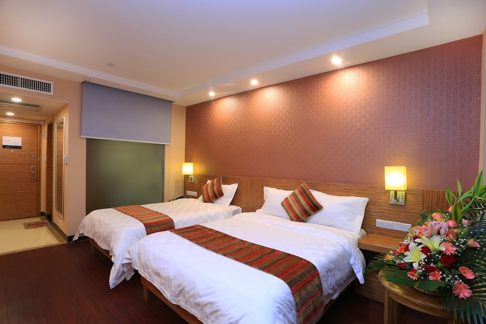Exclusive Riverview Room photo 2