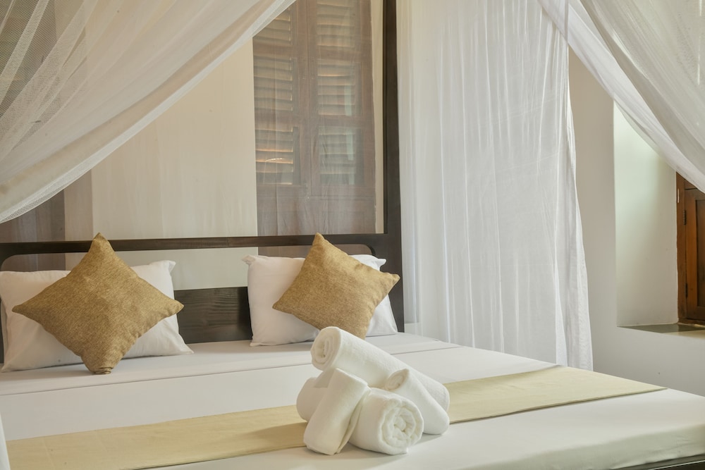 Deluxe Room, Ocean View - Photo 5