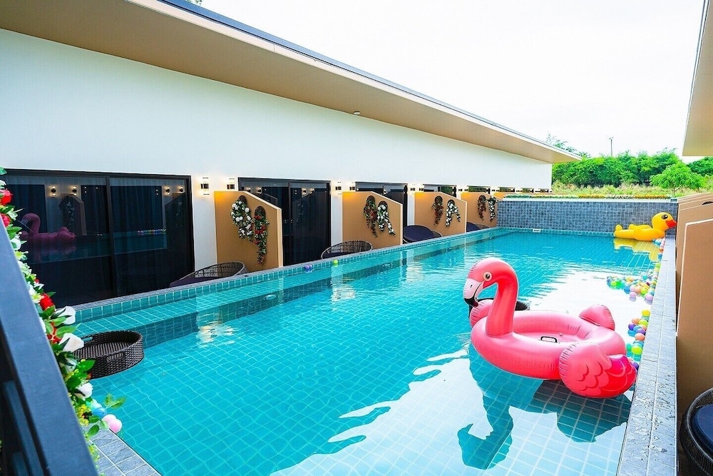 Deluxe Pool Villa - Photo 10