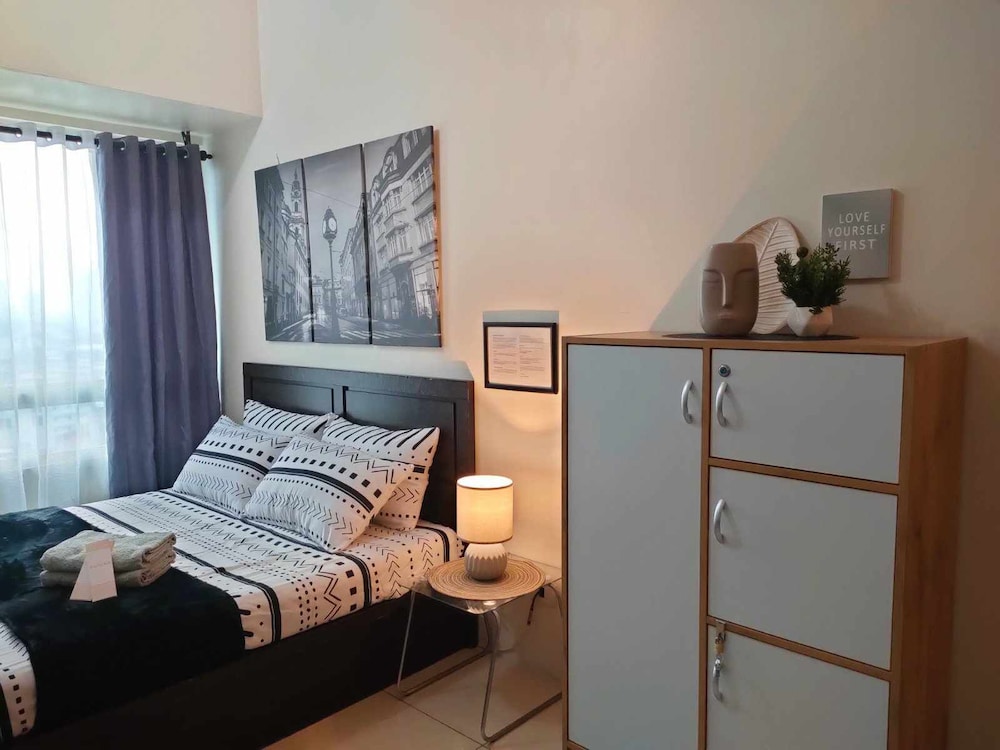 Superior Studio Suite, 1 Queen Bed photo 2