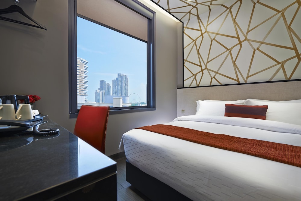 Superior Double Room, City View photo 2