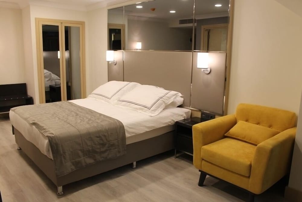 Double Or Twin Room photo 1