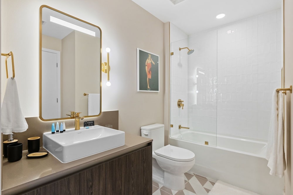 Luxury Apartment, 1 Bedroom, City View photo 2