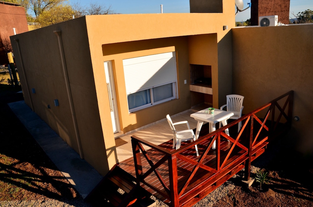 Premium Cabin, 1 King Bed, Mountain View photo 3
