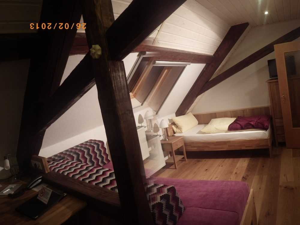 Standard Twin Room photo 1