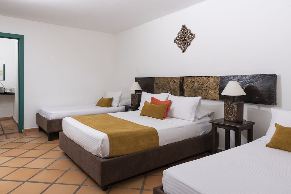 Standard Quadruple Room, 1 Bedroom photo 2