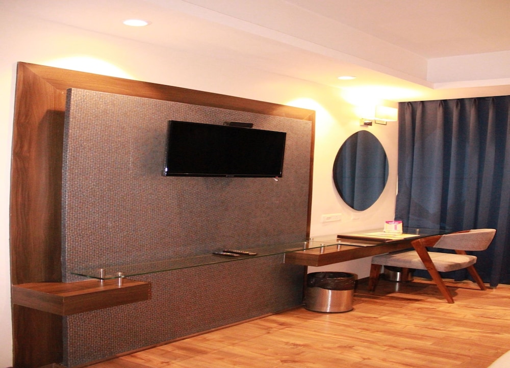 Premier Room, 1 Double Bed - Photo 48