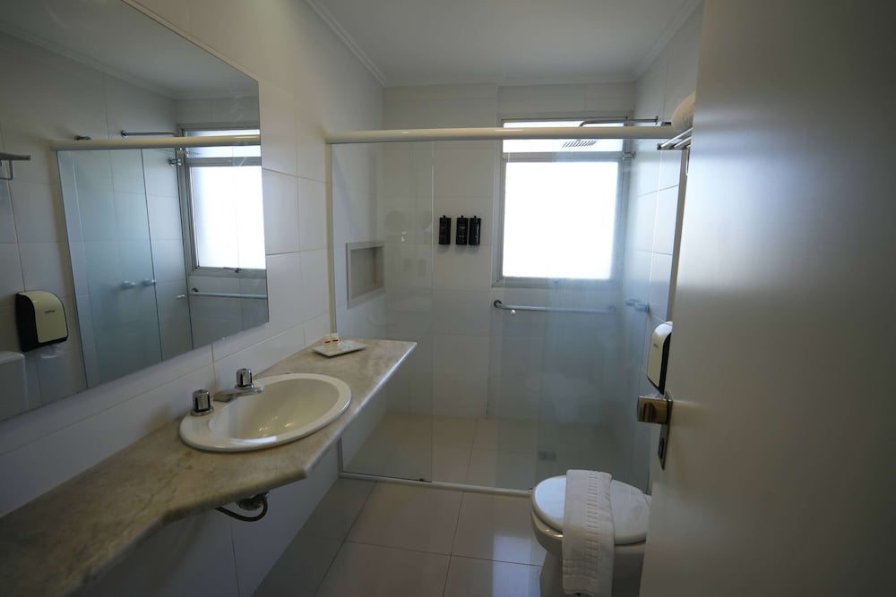 Deluxe Twin Room - Photo 2