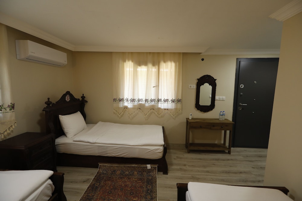 Comfort Quadruple Room