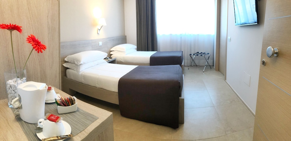 Classic Double Room, 2 Twin Beds