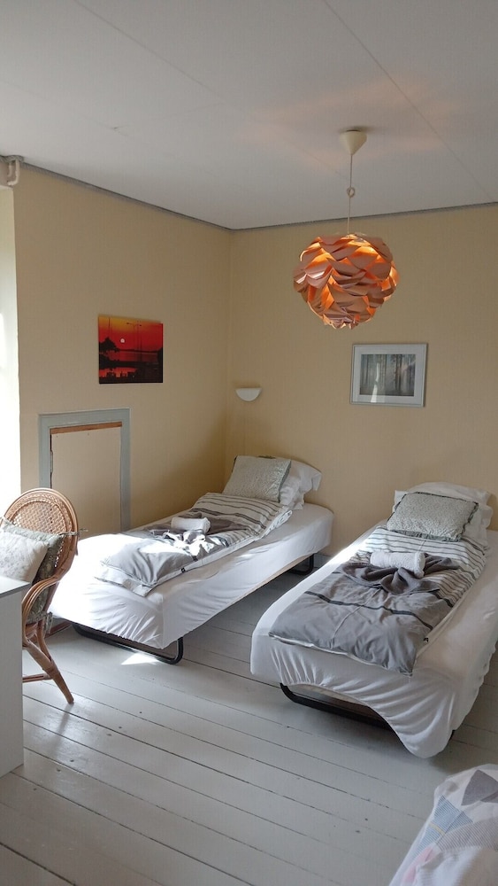 Family Quadruple Room photo 1