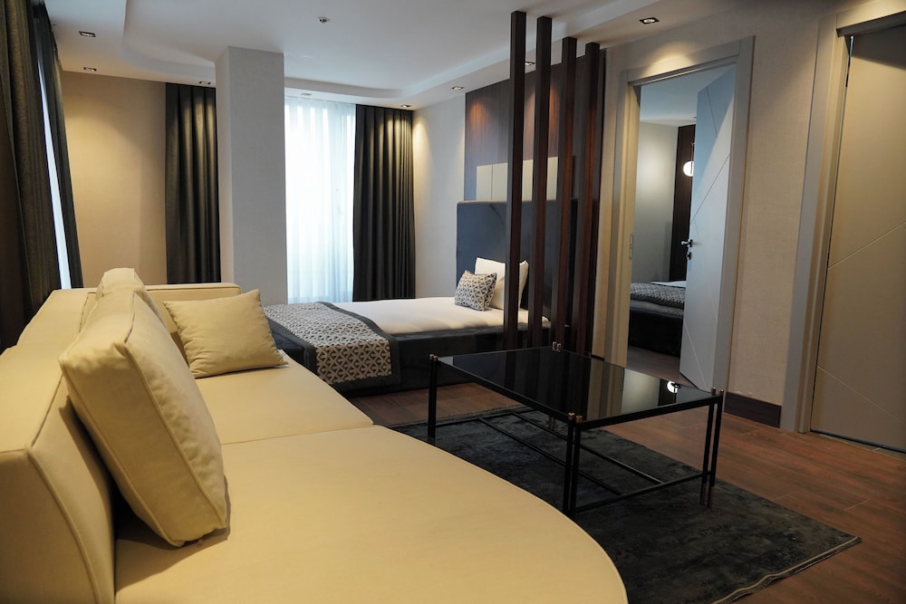 Exclusive Studio Suite, 1 Double Bed with Sofa bed photo 1