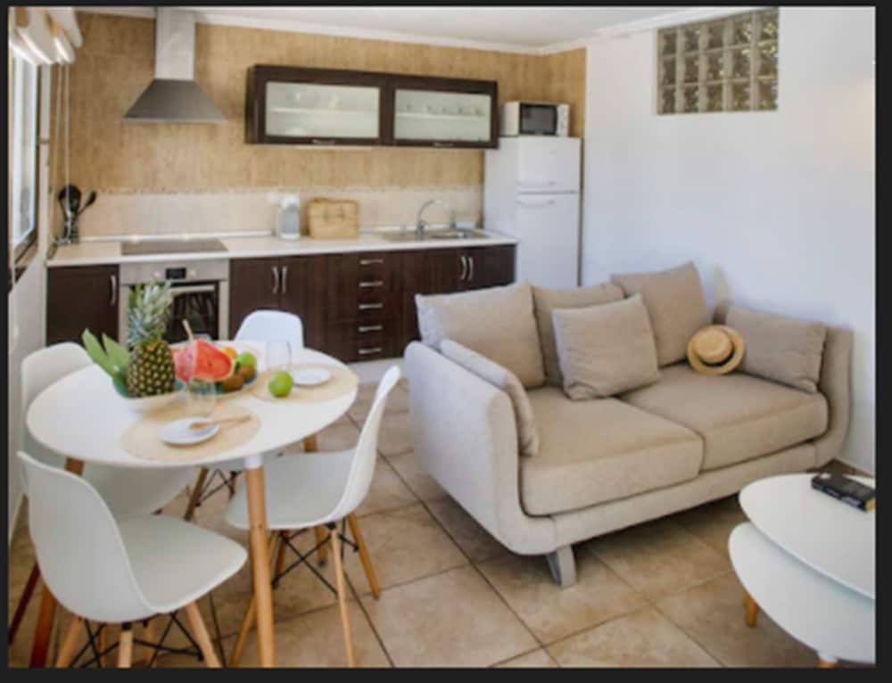 Apartment, 2 Bedrooms, Terrace, Pool View photo 2