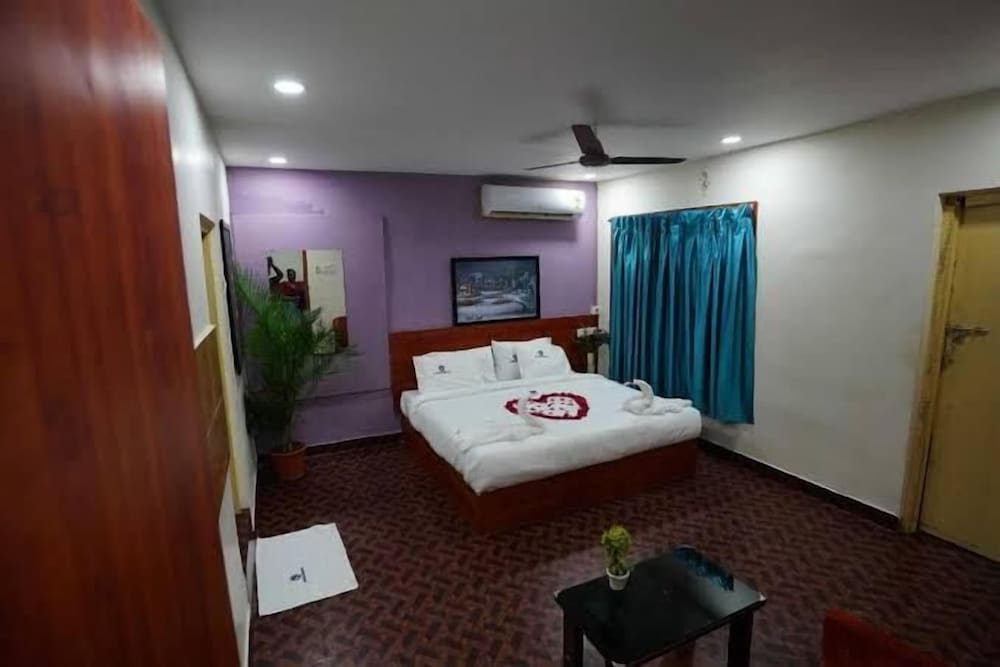 Family Double or Twin Room