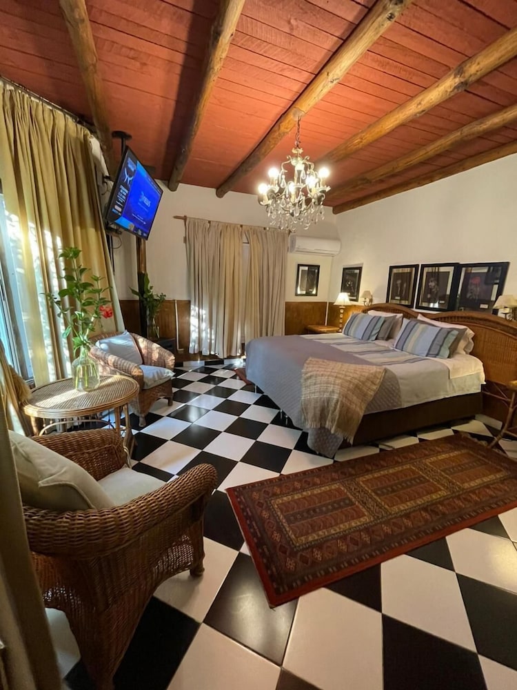 Superior Double Room, 1 King Bed photo 3