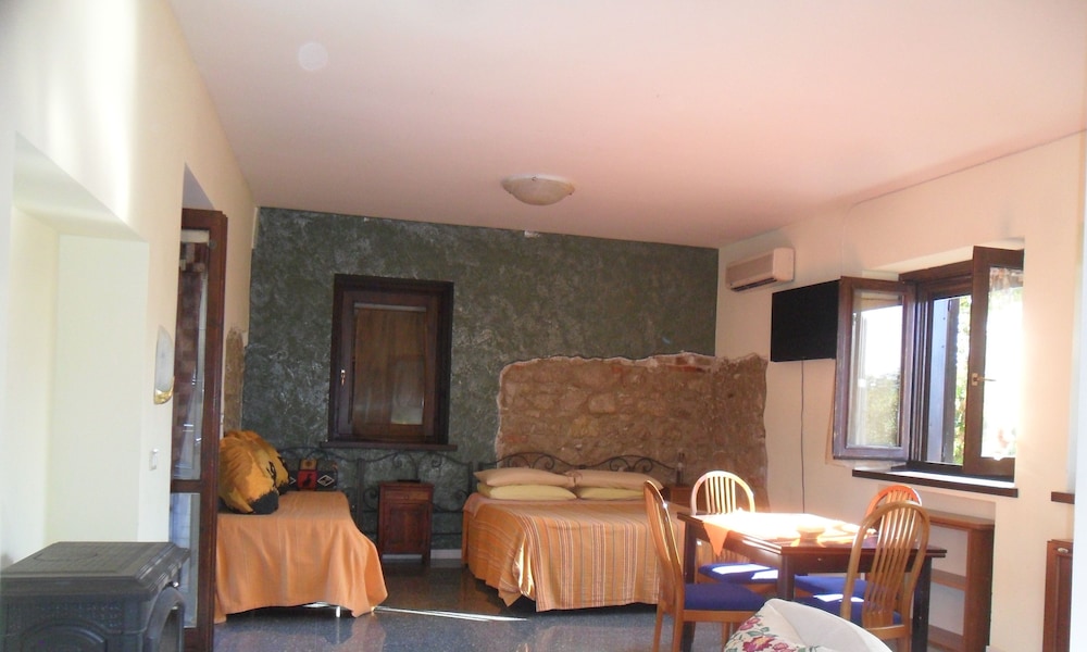 Triple Room, Terrace photo 1