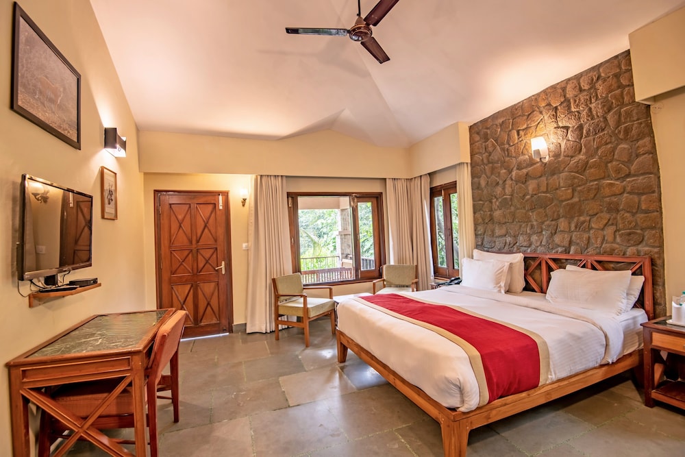 Standard Room with Garden View