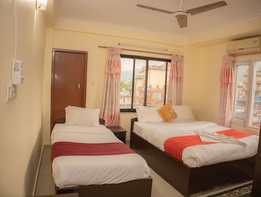 Deluxe Triple Room - Photo 3