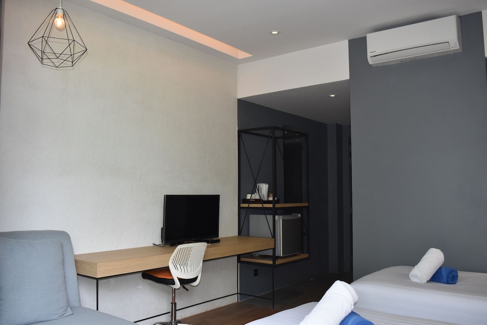 Grand Superior Room - Photo 11