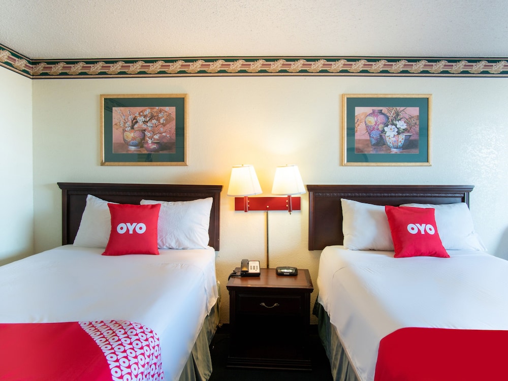 Room, 2 Double Beds, Smoking - Photo 2