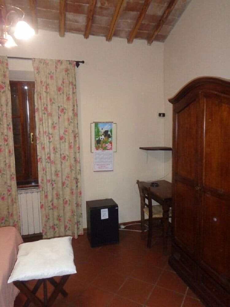 Basic Triple Room, Garden View photo 2