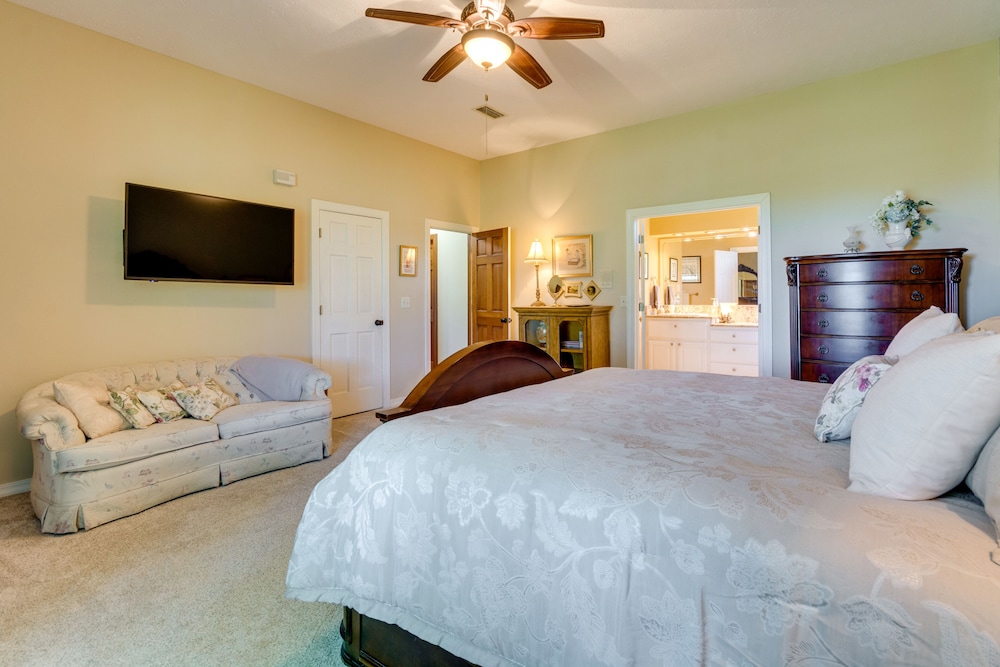 House (4 Bedrooms) photo 2