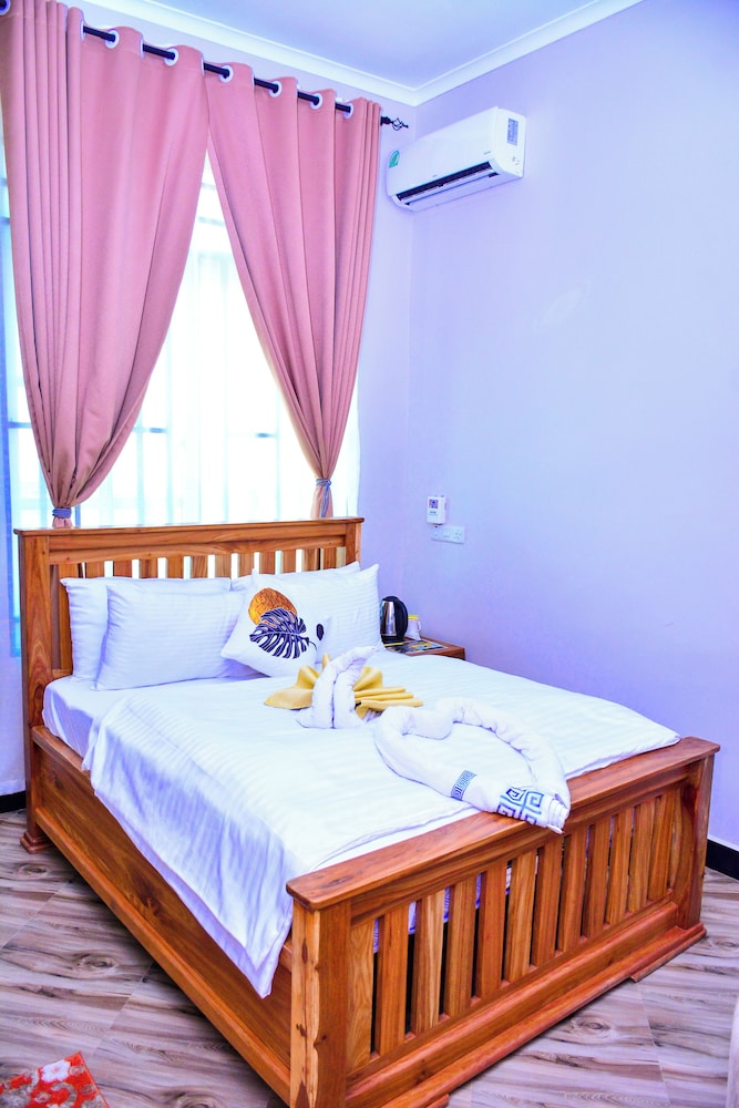 Deluxe Studio, Garden View