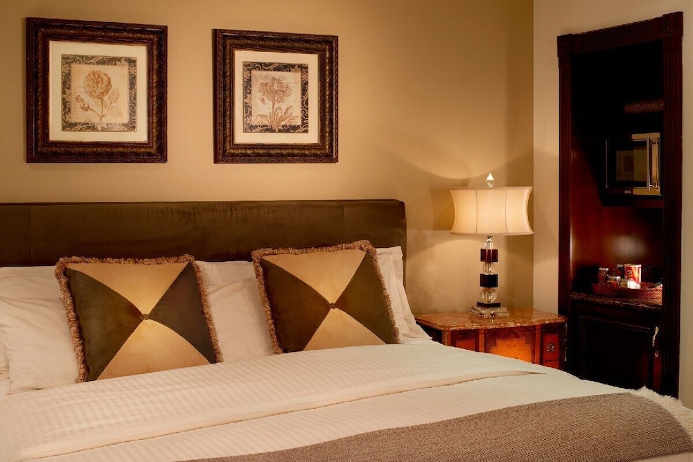 Deluxe Guestroom-Double beds photo 2